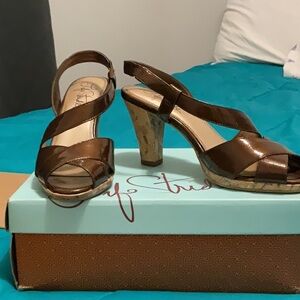 Vitality, Bronze KD 8 1/2